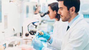 O que é Controle de Qualidade Laboratorial?