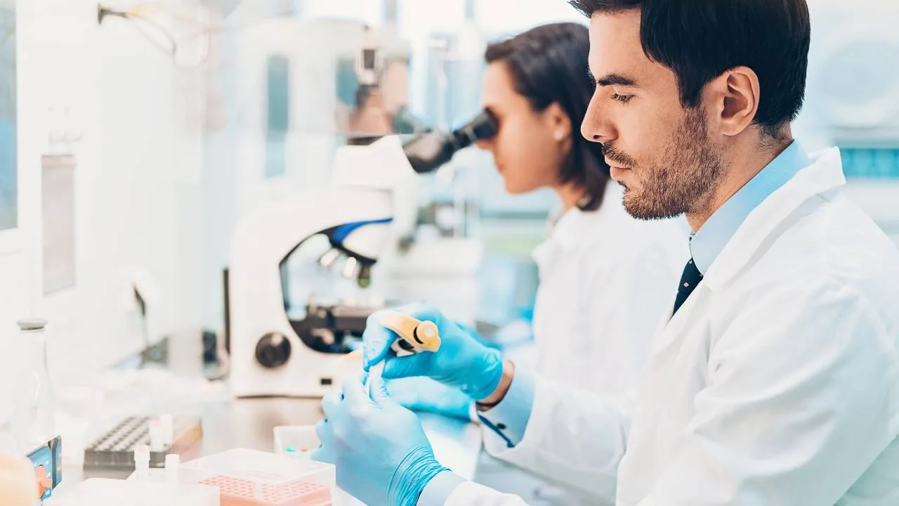O que é Controle de Qualidade Laboratorial?