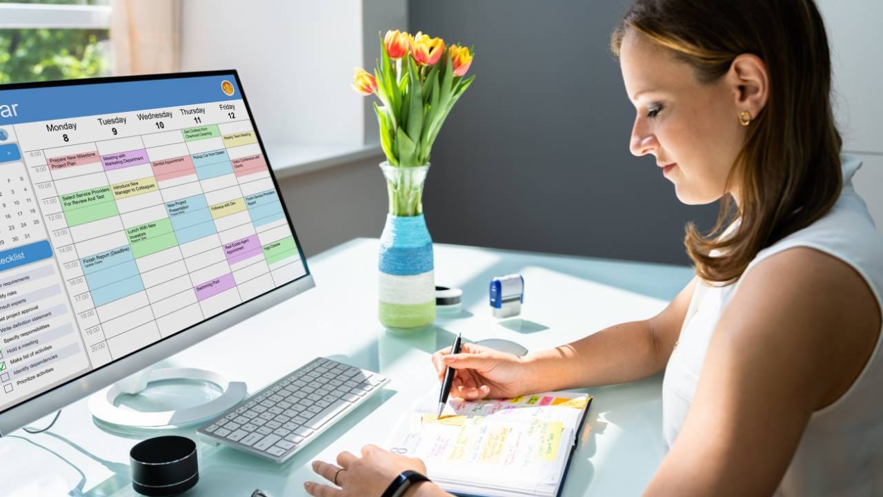 Uma Boa Agenda Online Substitui a Secretária? Otimize Tempo e Recursos!