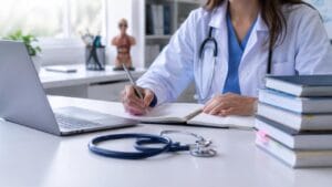 Concurso Médico: Os principais no Brasil e como se preparar